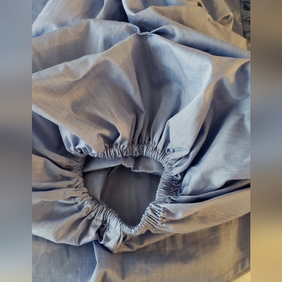 NWT Stunning Puffed Sleeve Top - Picture 5 of 11